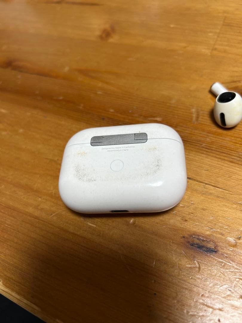 AirPods Pro 第二世代　Lightning