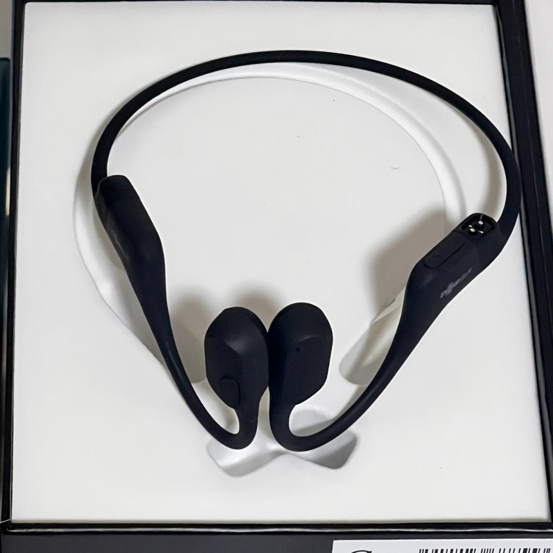 【美品】AFTERSHOKZ 骨伝導イヤホン AEROPEX AS800