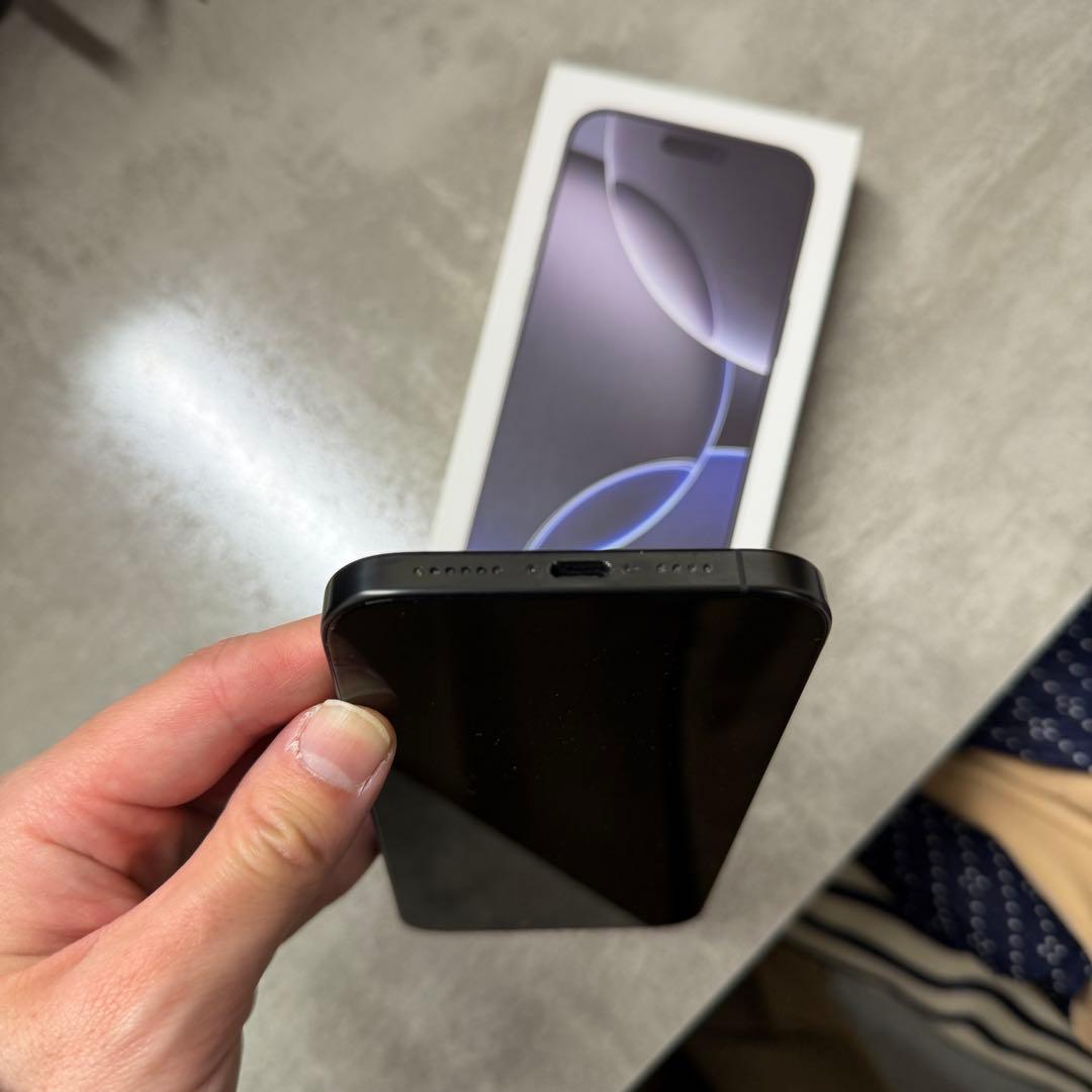 iPhone16promax 1TB ブラック 美品