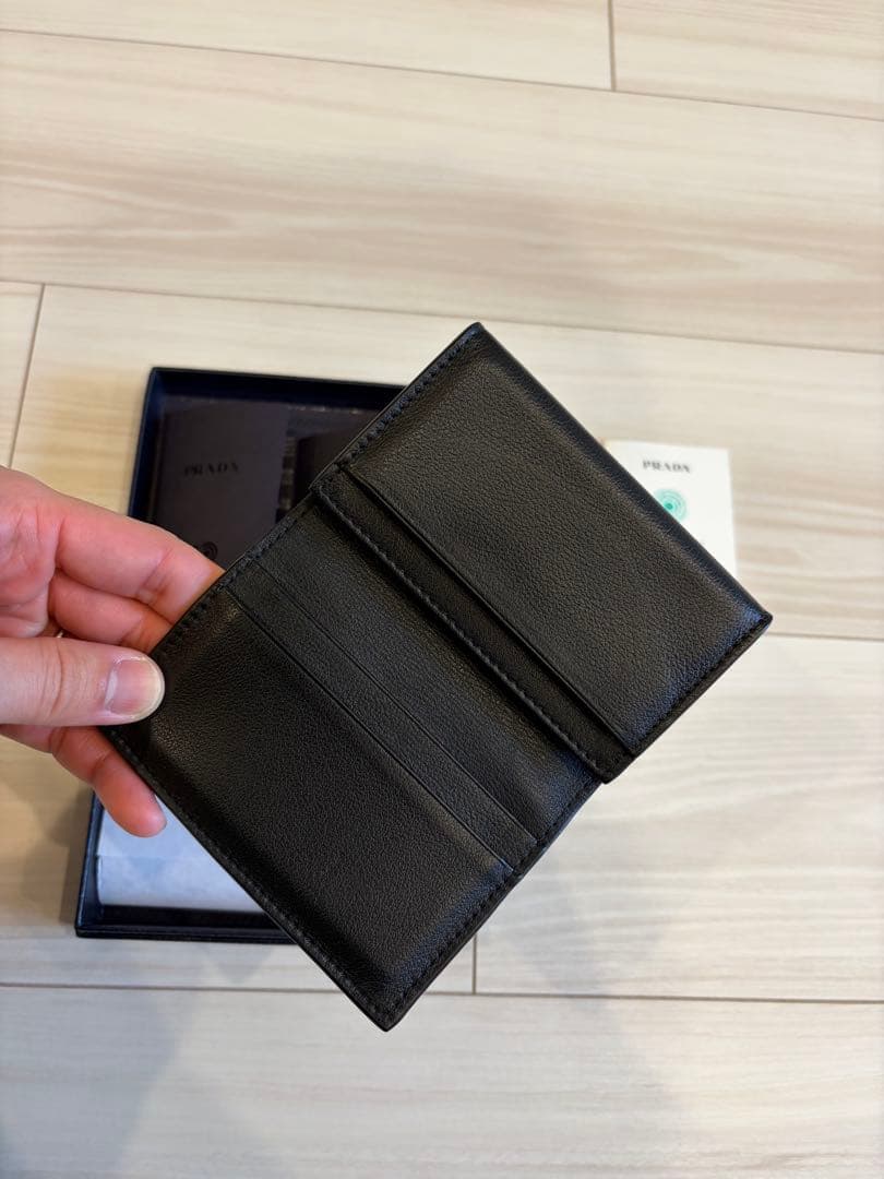 【正規品認定書付き】PRADA ソフトグレイン 名刺入れ