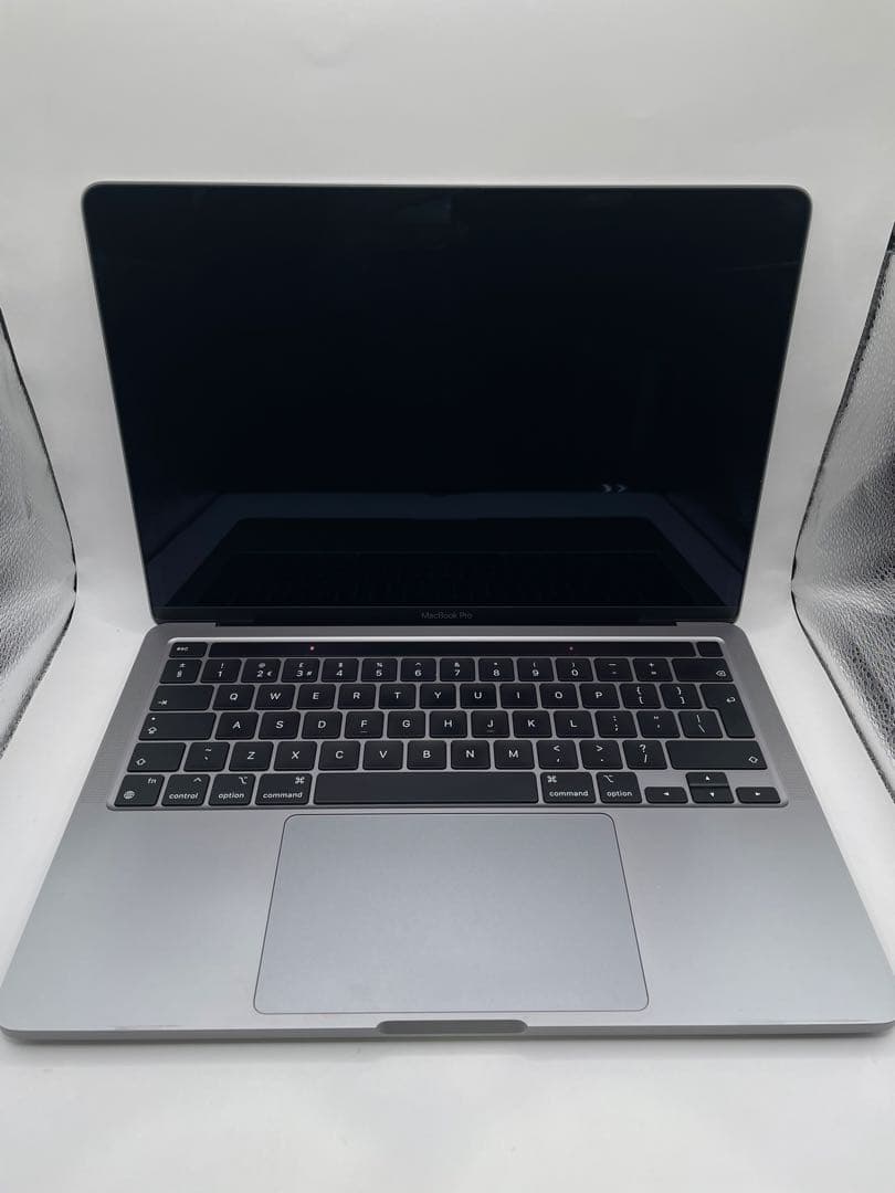 MacBook Pro 13インチ (M1, 2020) 8GB / 256GB