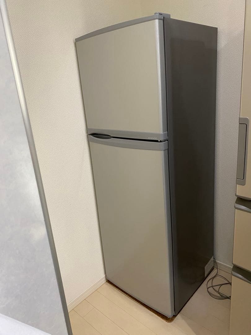 227L冷蔵庫　1〜3人向け【大宇 DR-B23AS】床板保護パネル付き