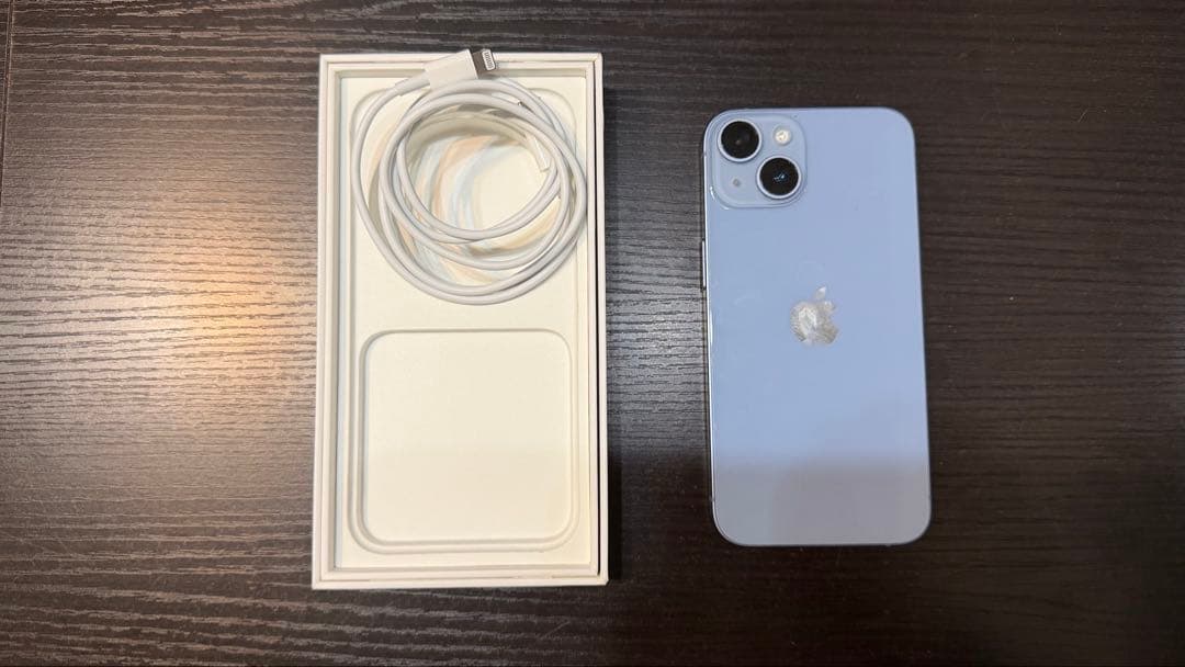 iphone 14 128gb ブルー 傷なし！美品SIMフリーバッテリー82%