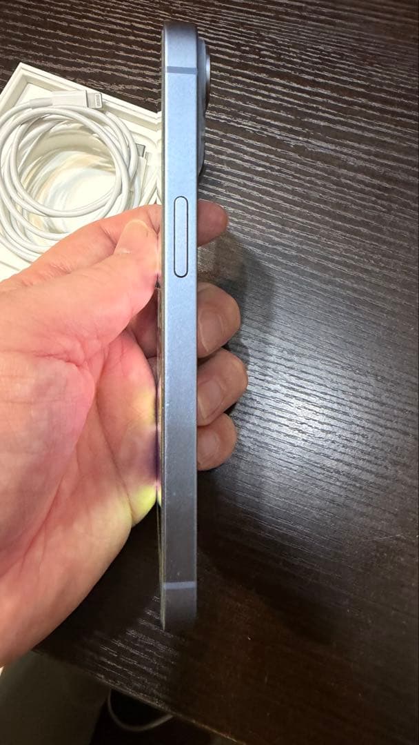 iphone 14 128gb ブルー 傷なし！美品SIMフリーバッテリー82%