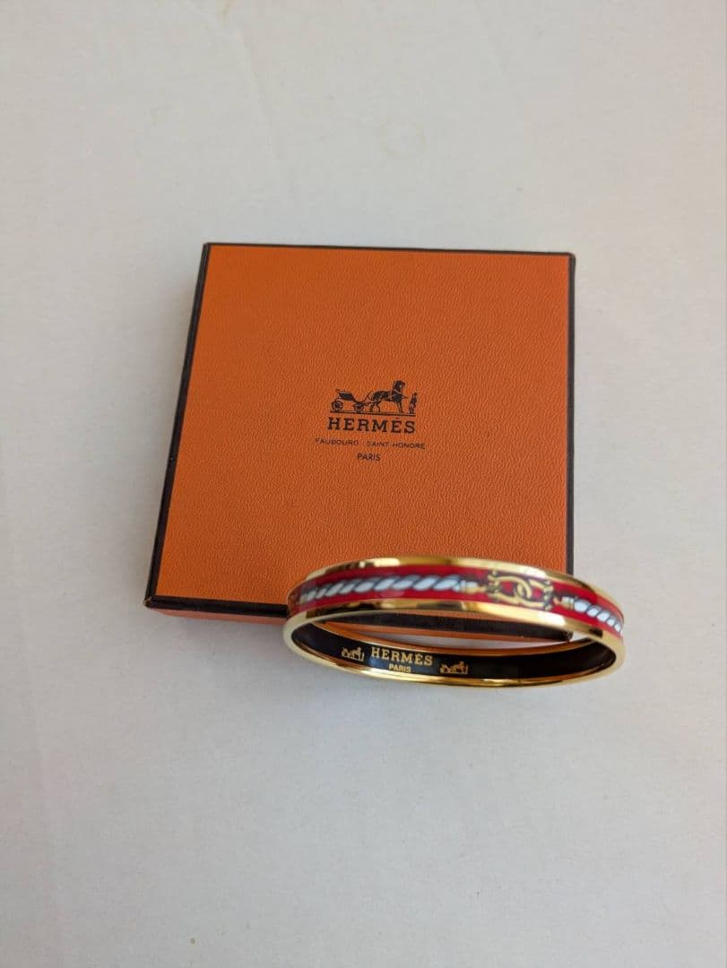 HERMES バングル 赤