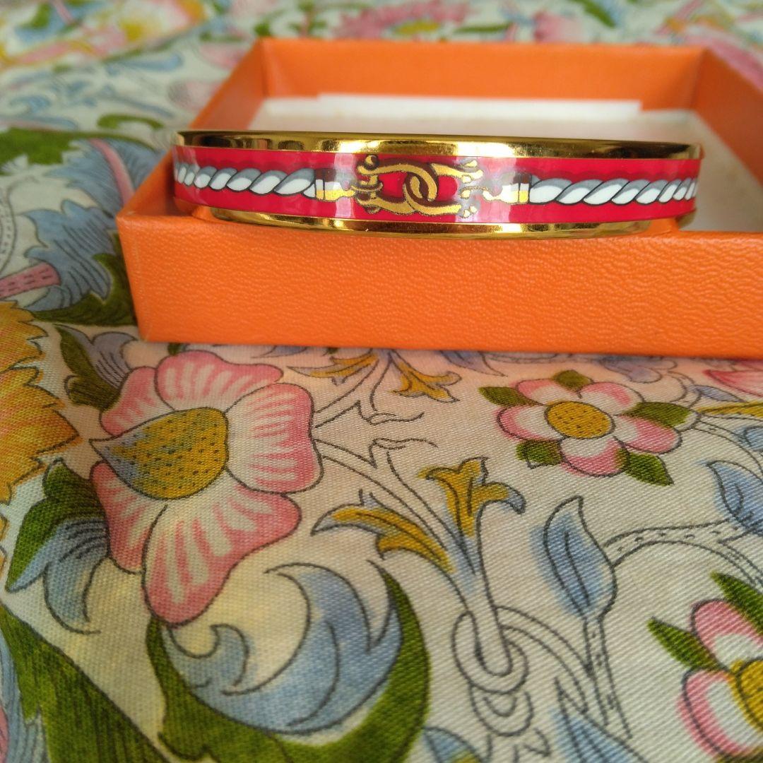 HERMES バングル 赤