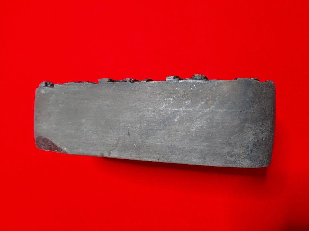 硯 見事な石眼 堂々たる風格