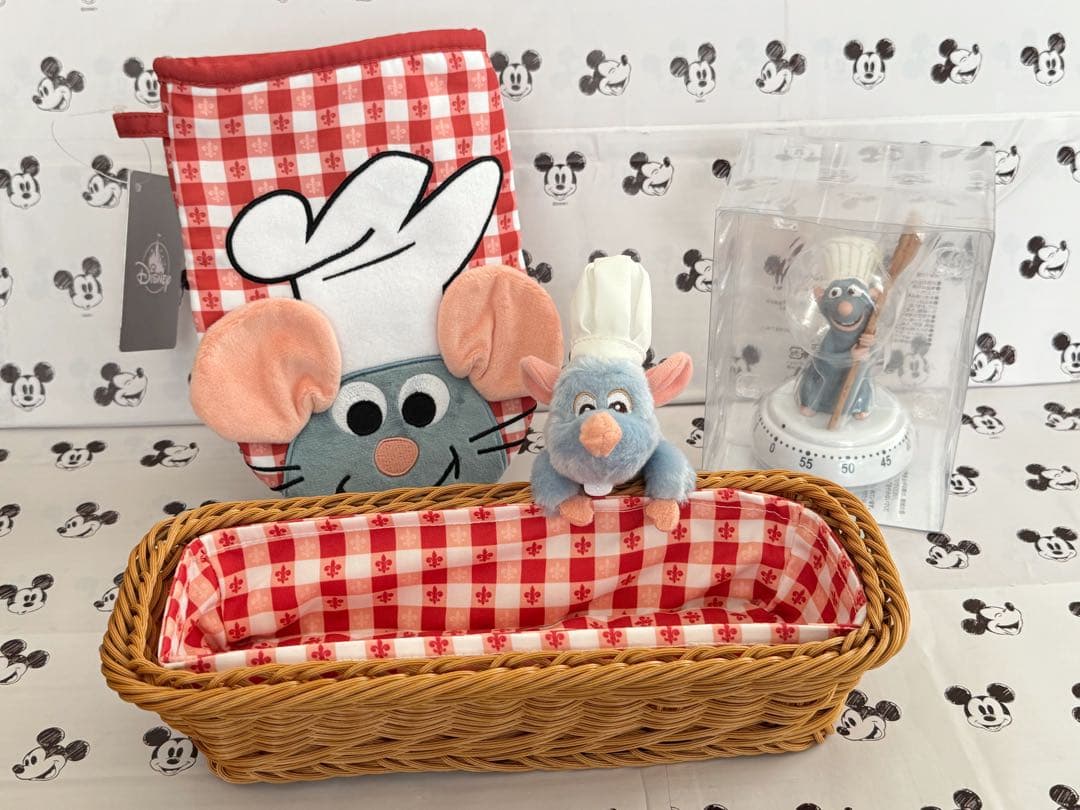 ディズニーストア　レミーのおいしいレストラン　3点