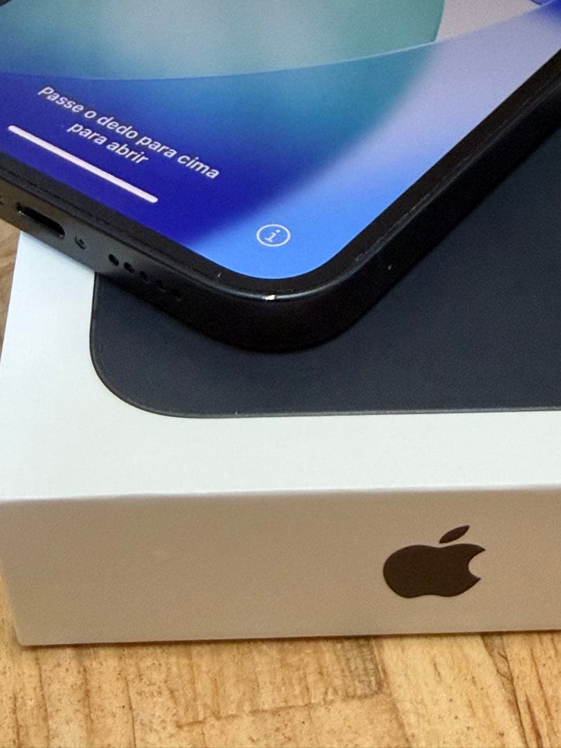 iPhone13 ミッドナイト　simフリー　※レンズ周り傷あり