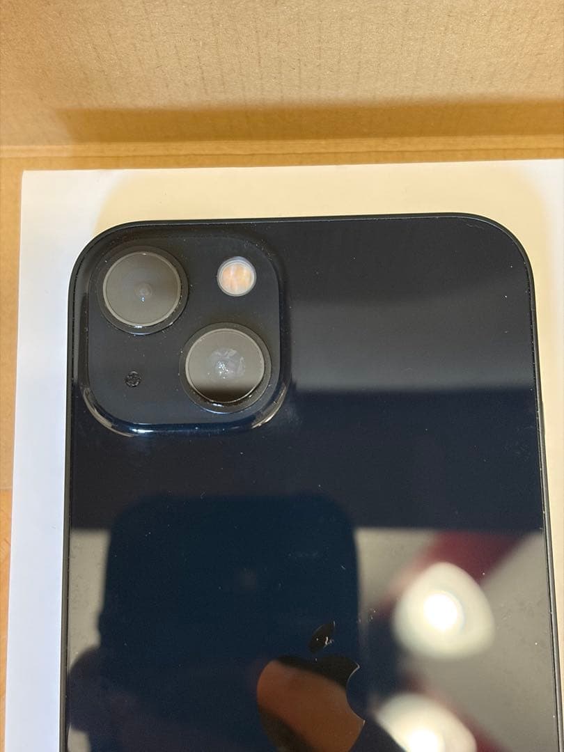 iPhone13 ミッドナイト　simフリー　※レンズ周り傷あり
