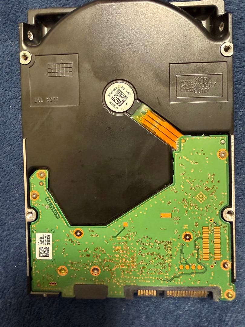 Western Digital DC HC550 18TB 内蔵型ハードディスク