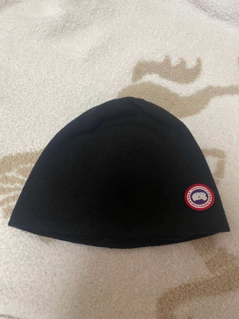 カナダグース ⭐︎ 黒 ニット帽