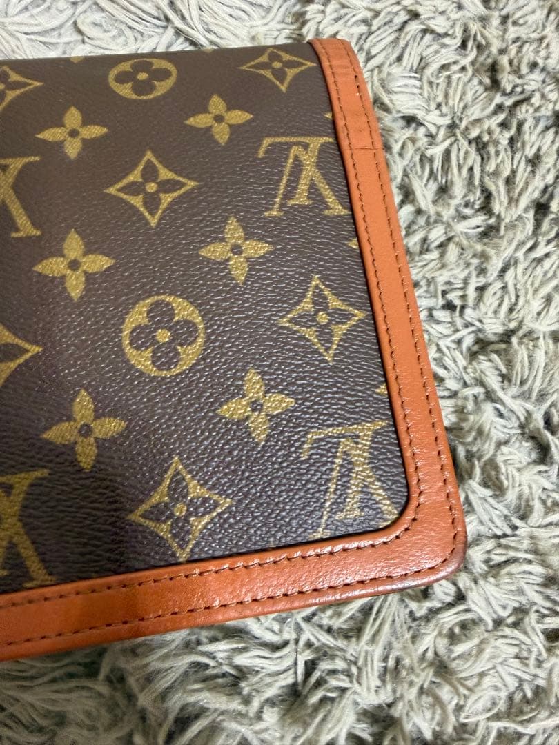 ルイヴィトン モノグラム ヴィンテージ クラッチ