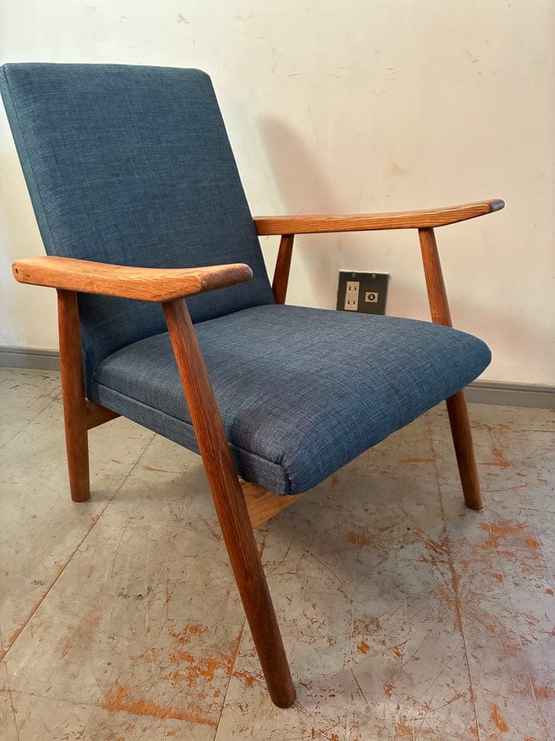 ハンス・J・ウェグナー チェア　GE260 リプロダクト　ネイビー