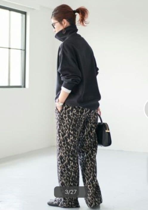 スピックアンドスパンヴィアンレオパード柄 パンツ