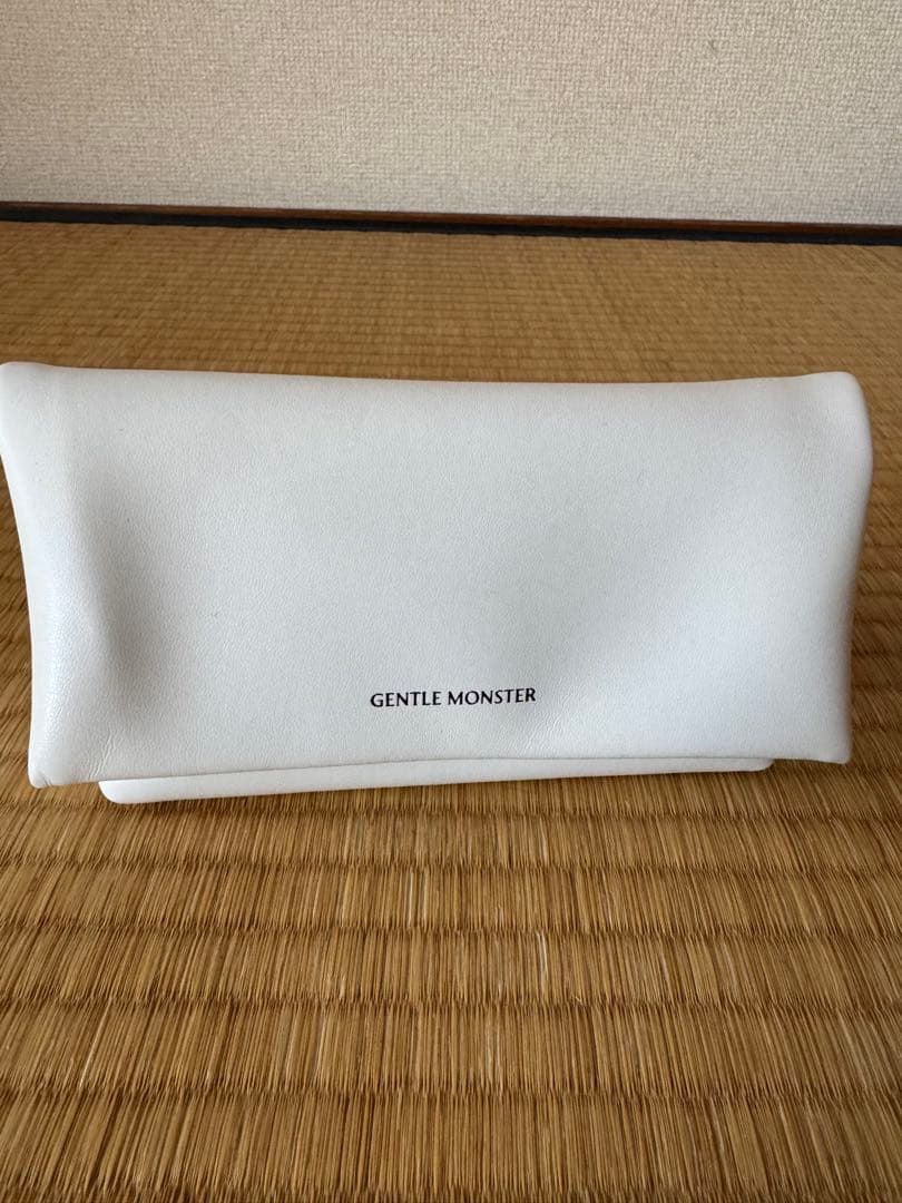 GENTLE MONSTER グレー サングラス ケース付き