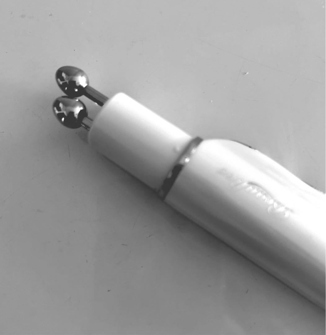 【新品同様】ピカ子美顔器　NEW ブランフィーネ　トリプルブースターEMS美顔器