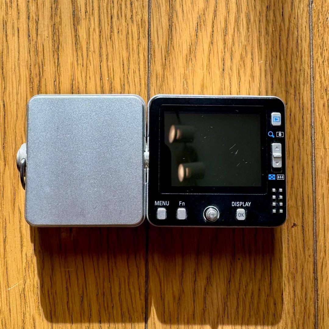 PENTAX Optio X 回転式コンパクトデジカメ + 専用充電スタンド