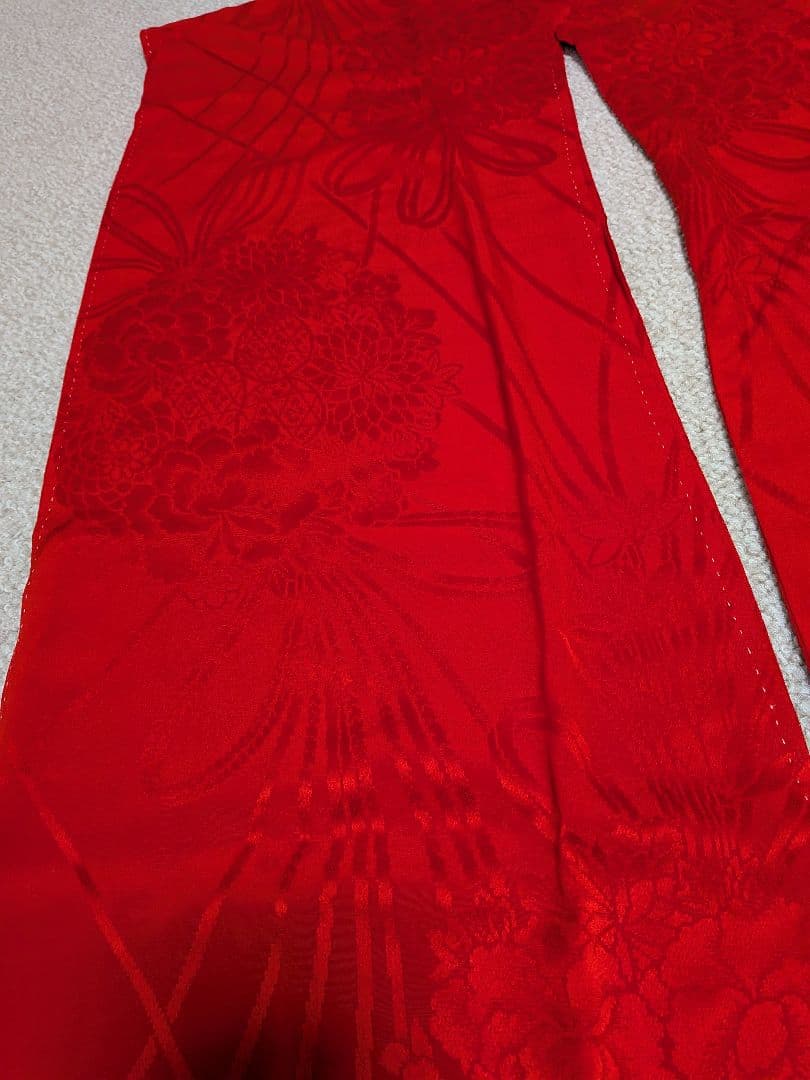 アンティーク黒引き振袖　豪快な松竹梅　＆アンティーク赤振袖長襦袢