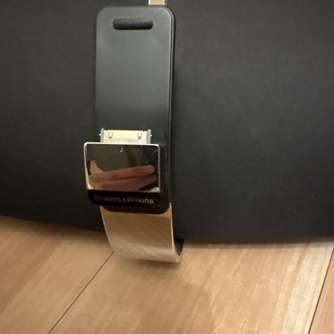 Bowers & Wilkins オーバルスピーカー　ツェッペリン