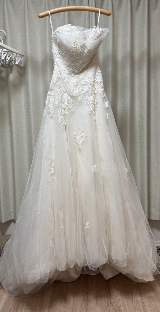 Aラインウェディングドレス 7-11号 キラキラ×チュール オフショル付属可能