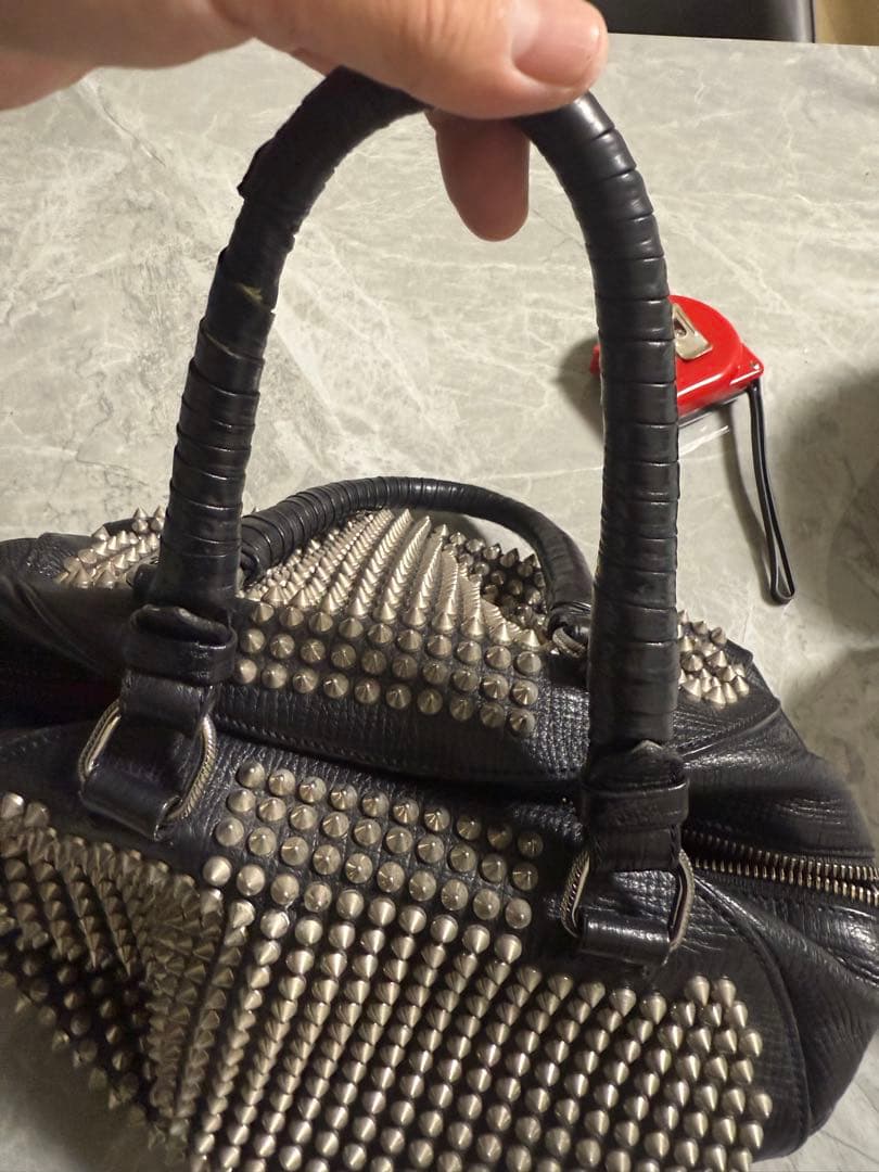 Christian Louboutin トートバッグ 黒　もう手に入らないです❗️