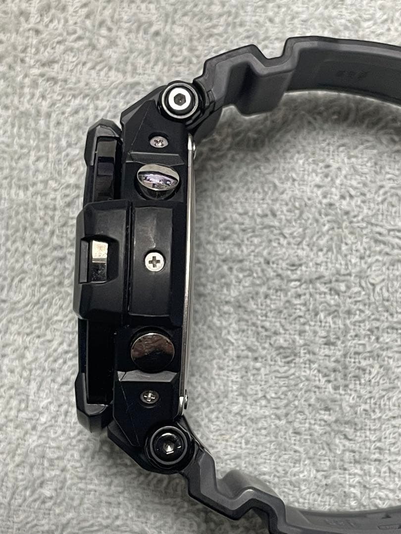 時計 CASlO G-SHOCK GA-1100-1A11 GRAVITYMASTER