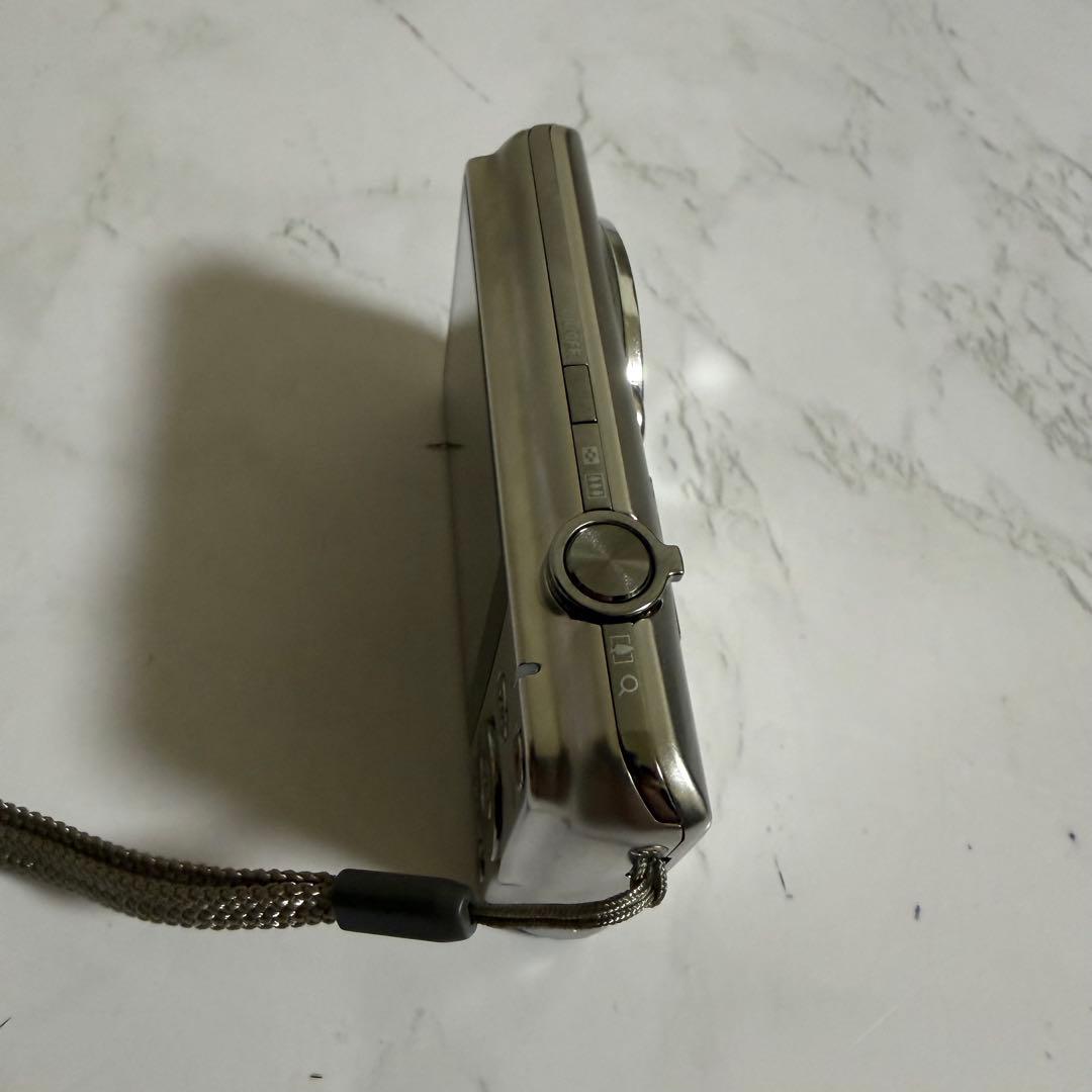 m3416 CASIO EXILIM EX-Z780 デジカメ シルバー