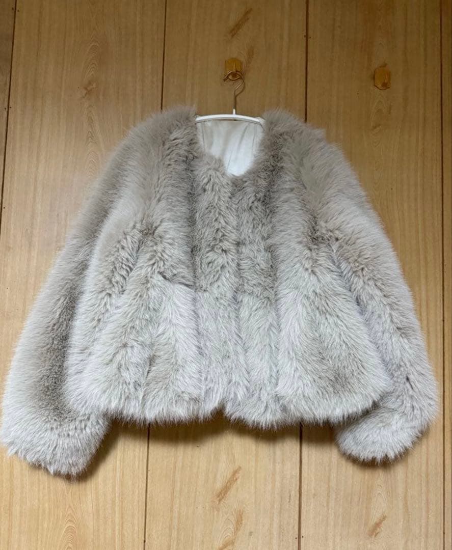 【1/25までの限定価格】Bibiy RAMONA PEPURAMU COAT