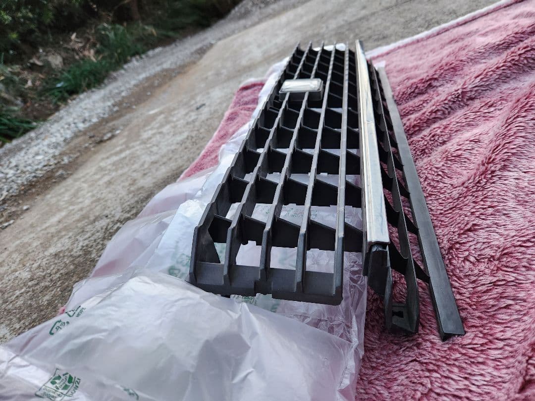 GX51　クレスタ　グリル