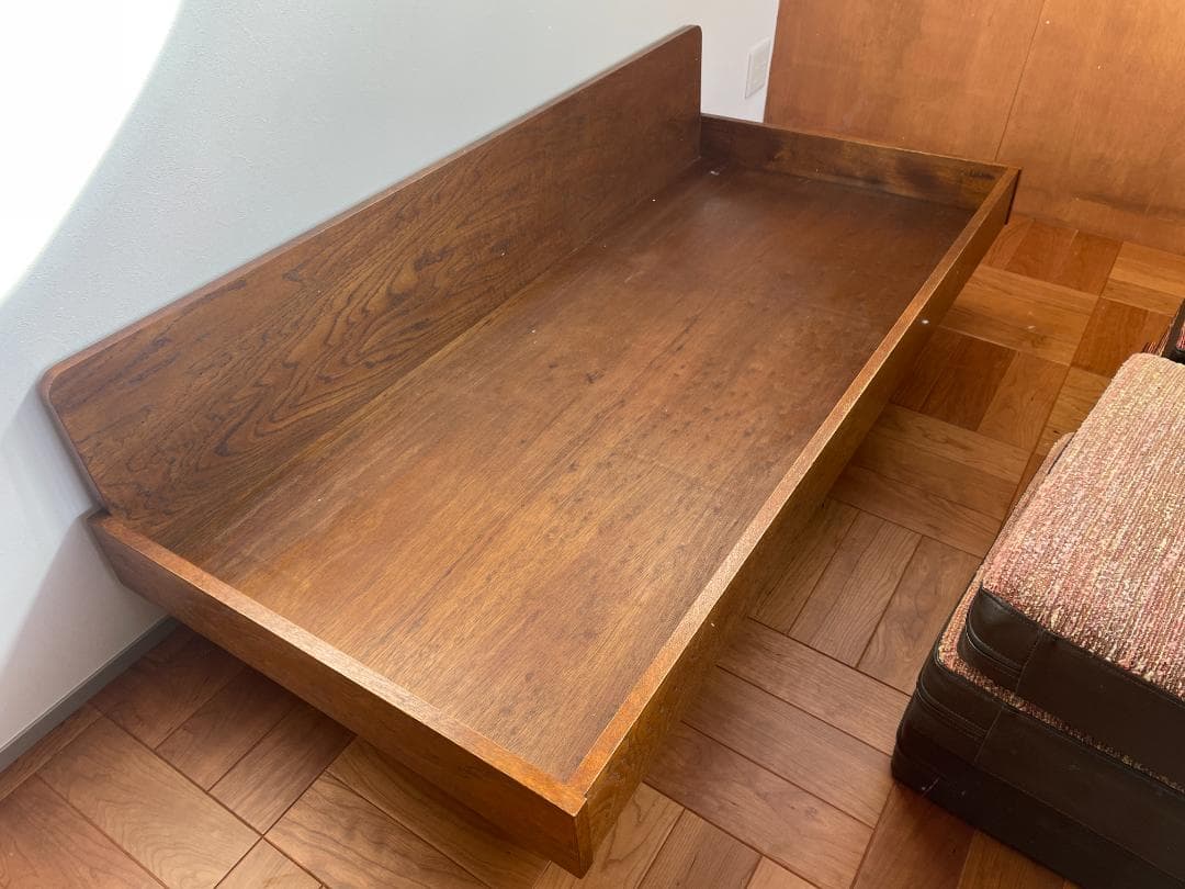 CLUB 6 【PACIFIC FURNITURE SERVICE】