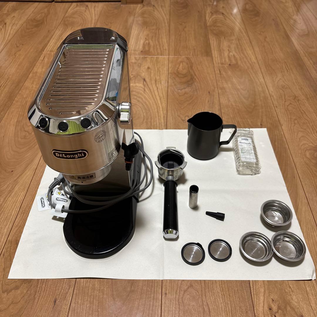 デロンギ デディカ エスプレッソ・カプチーノメーカー