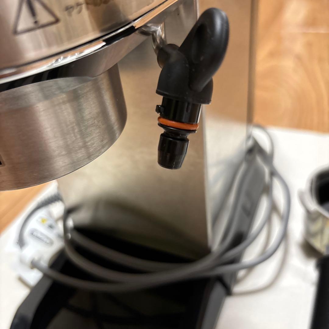 デロンギ デディカ エスプレッソ・カプチーノメーカー