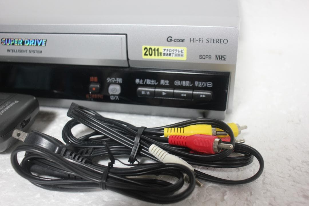 メンテ済 Panasonic VHSビデオデッキ NV-HV72G 2006年製