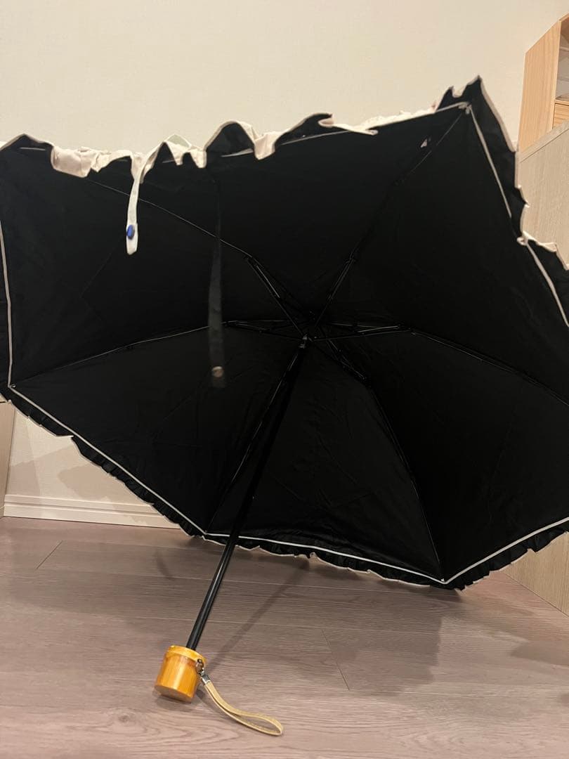 かーな様:完全遮光折日傘 芦屋ロサブラン 未使用品 3段折 ベージュ 未使用品