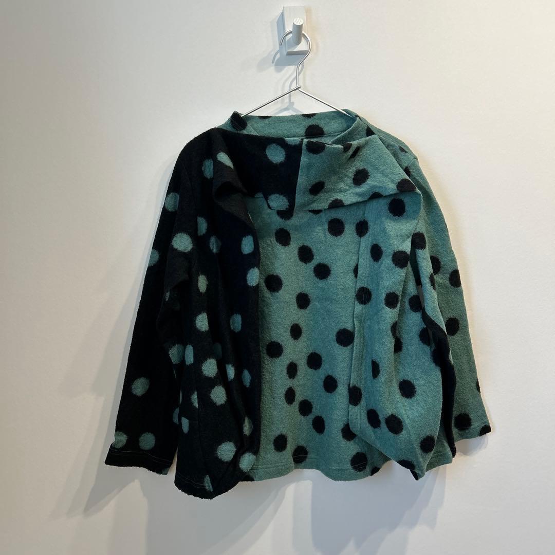 センソユニコ 慈雨カットソー美品