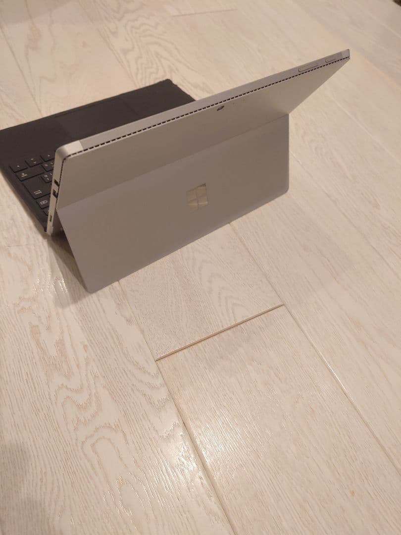 Microsoft Surface Pro 4 本体＋キーボード