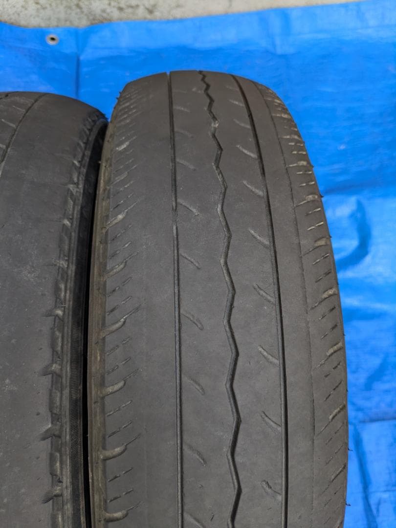 出品①★ハイゼット/サンバー　145R12★　※注意！4本セットの内２本のみ