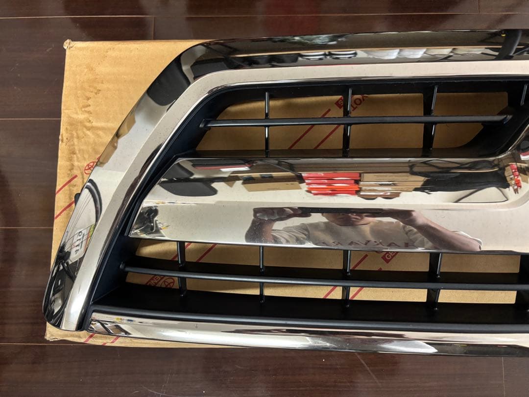 トヨタ ハイラックスサーフ215 クロームメッキ グリル