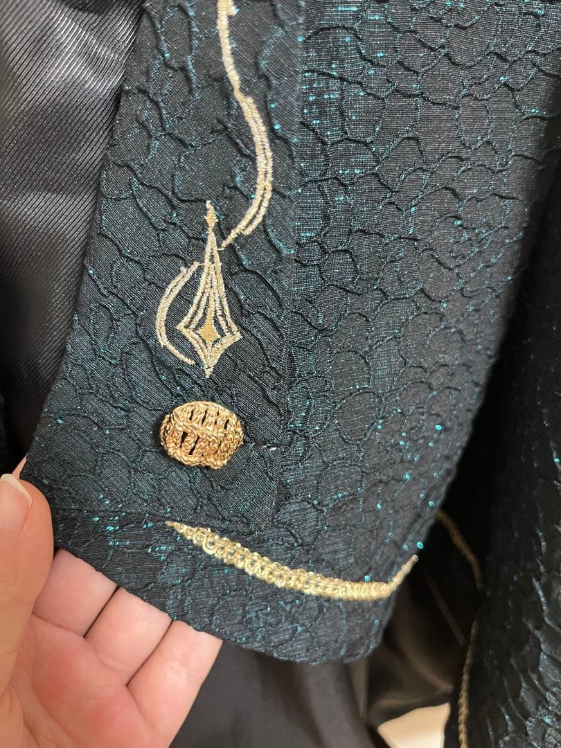 ゴシックロリータ風 華やか衣装 黒系 軍服ロリータ　豪華姫系　舞台風