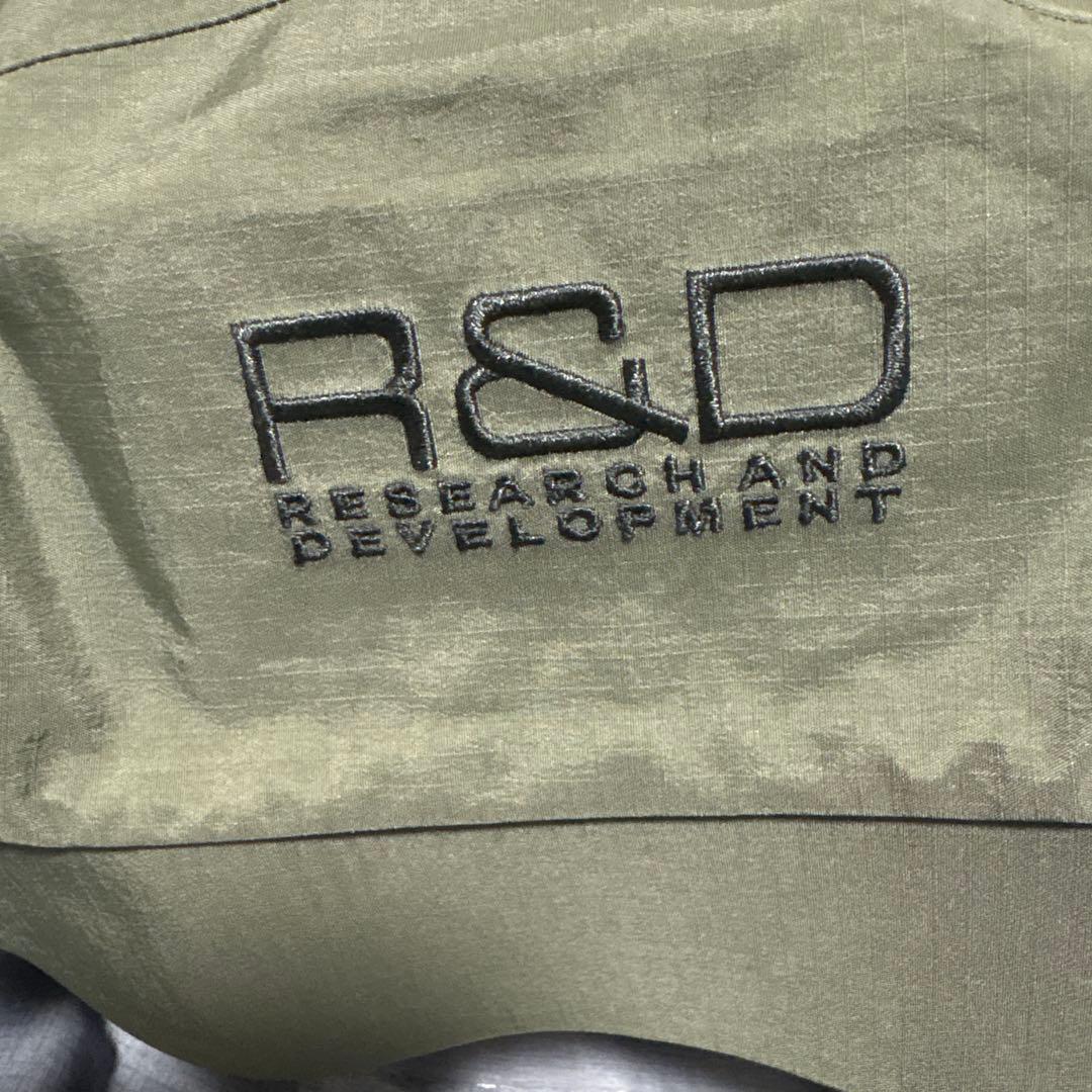 【美品】ピークパフォーマンスバーティカル ゴアテックス プロ　ジャケット