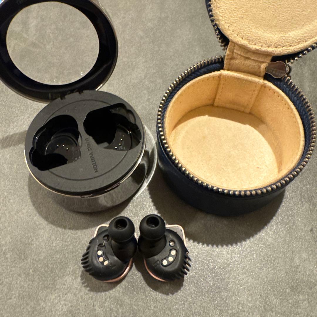 Louis Vuitton ワイヤレスイヤホン ピンク