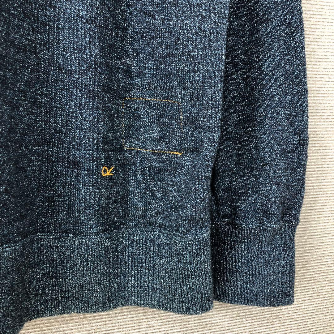 45R でこぼこニットソーの908クルー（影色納戸）