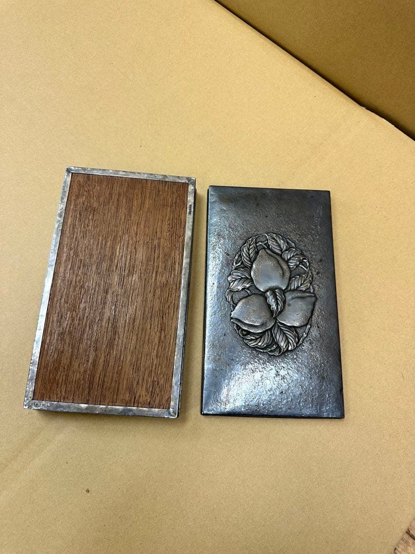 ま*ん様 純銀　物入れ　古道具