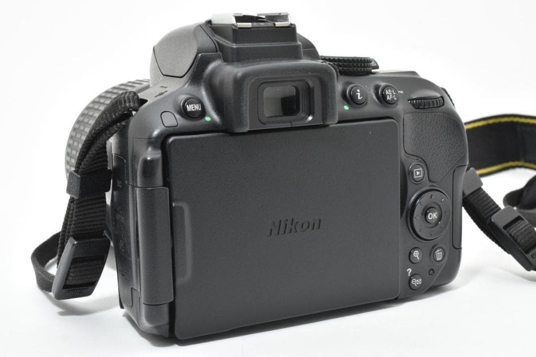【大人気】 Nikon ニコン D5300 レンズキット デジタル一眼カメラ