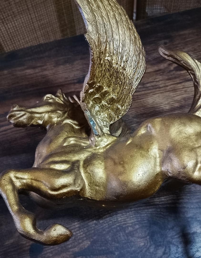 ペガサスの置物 888g 縁起物「成功」「繁栄」「名声」の象徴