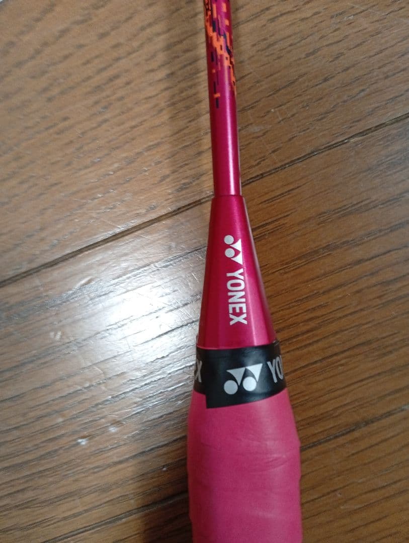 YONEX Nanoflare 700 バドミントンラケット