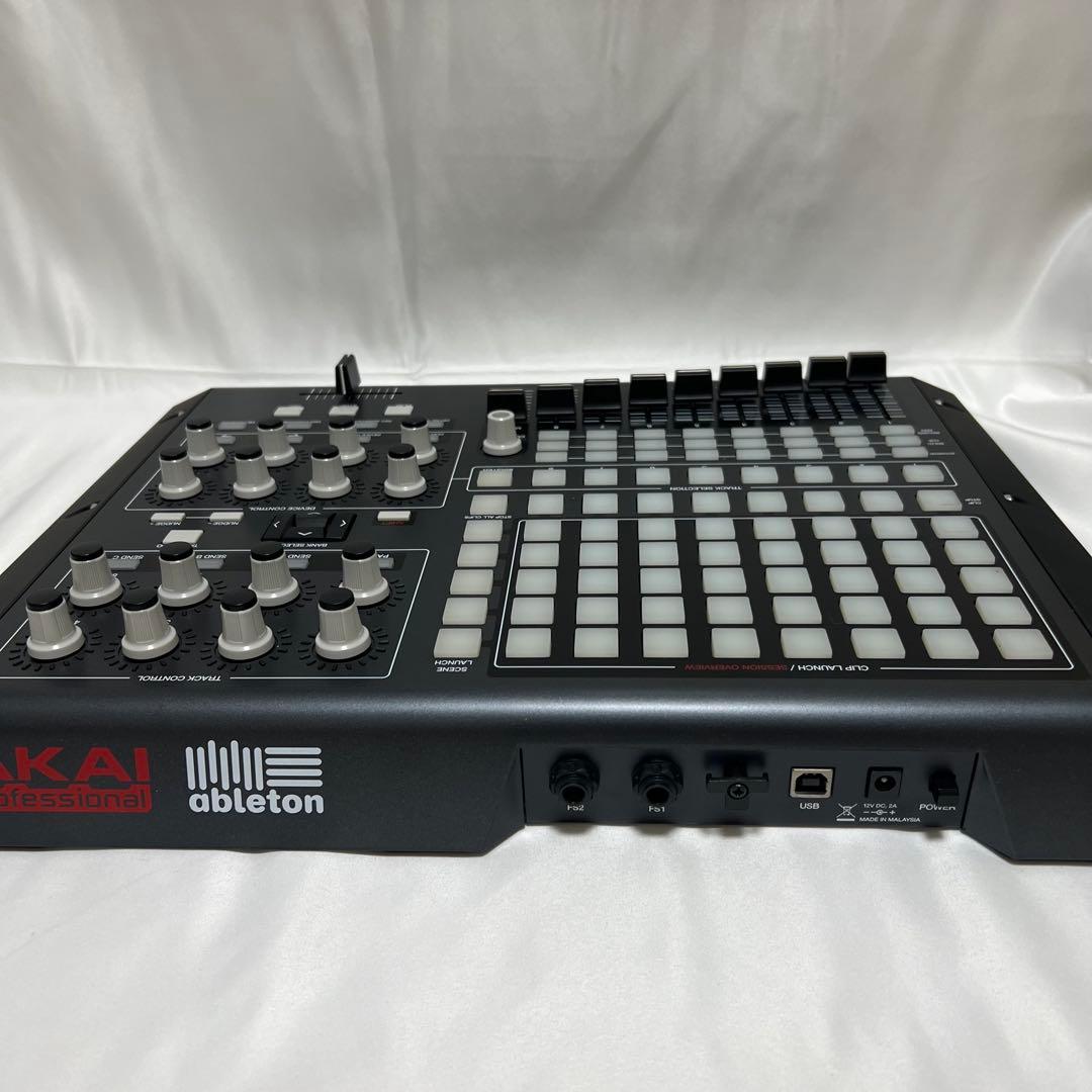 【中古・美品】AKAI APC-40 Ableton Live コントローラー