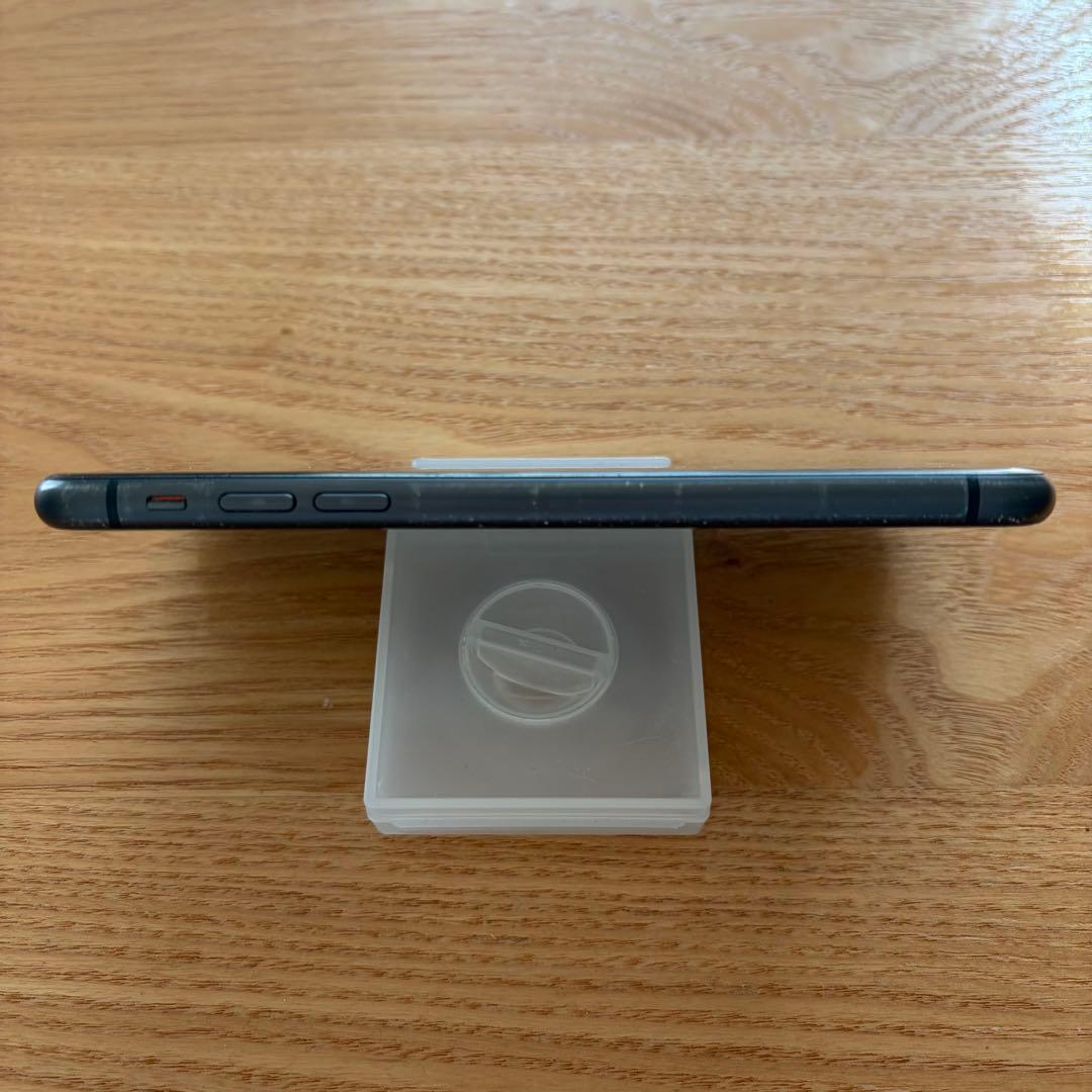 Apple iPhone11 本体 SIMフリー ෆ̈ ブラック 128GB