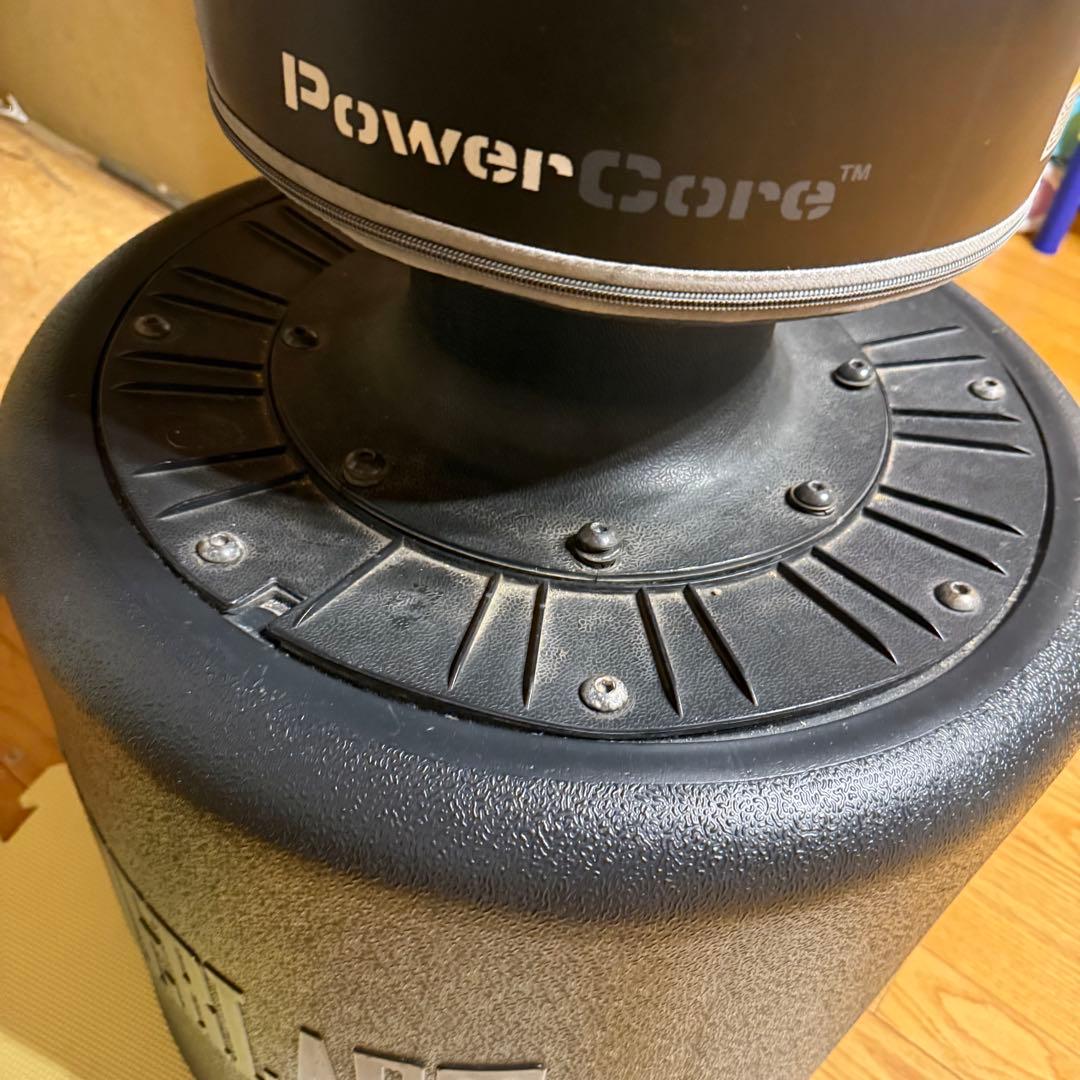 スタンド式のEVERLAST PowerCoreサンドバッグ